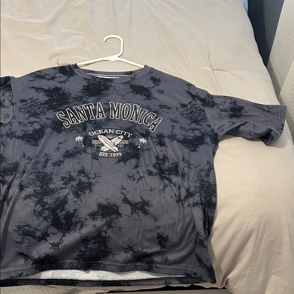 Santa Monica t shirt